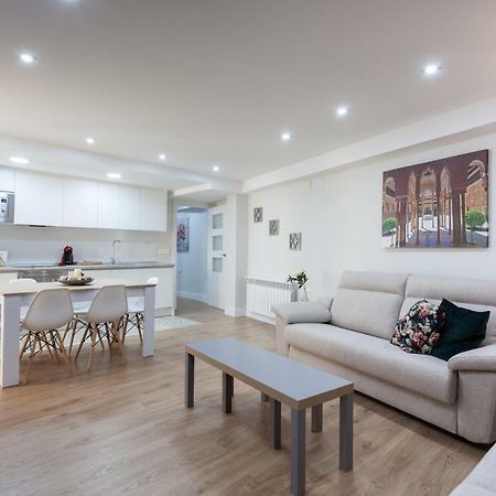 Apartamentos Reina Isabel Granada Bagian luar foto