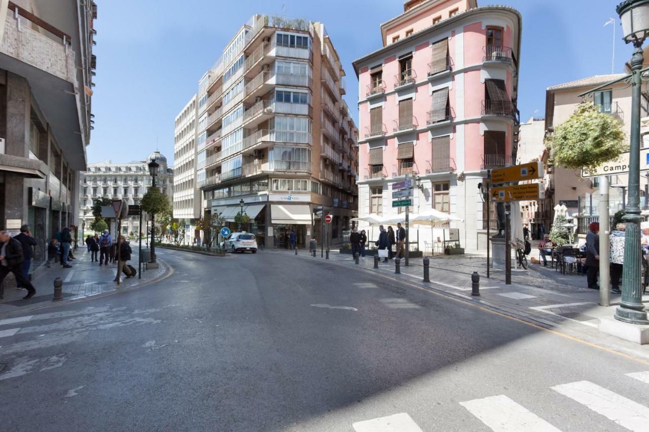 Apartamentos Reina Isabel Granada Bagian luar foto